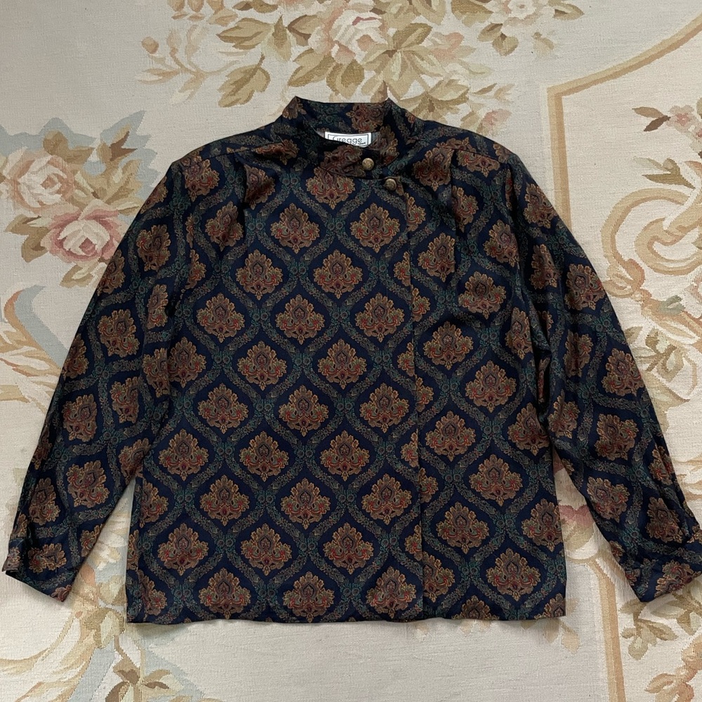 Gregge Sport navy blue Paisley Blouse with Gold Buttons size 14